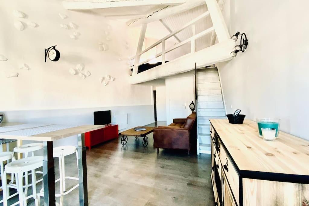 Apartment Sous Les Toits Narbonne